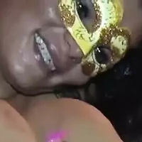 Giulia Otto Meztelen