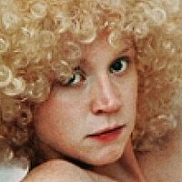 Gwendoline Christie Meztelen