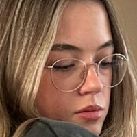 Hannah Cauko Meztelen