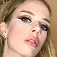 Hannah Goneau Meztelen