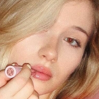 inst_rinna Meztelen