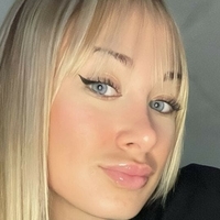 Isabella.Honey Meztelen