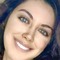 Janette Marie Meztelen