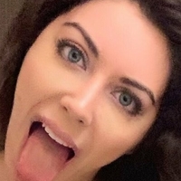 Janette MJ Meztelen