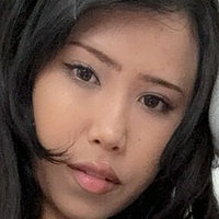 Jasming Chea Meztelen