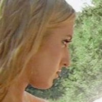 Jeanine Hill Meztelen