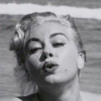 Jeanne Carmen Meztelen