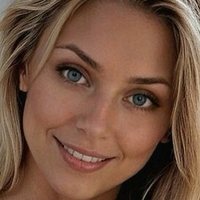 Jessica Gustaffson Meztelen