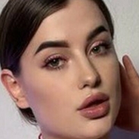 Josie Adding Meztelen