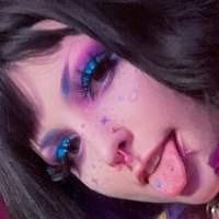 Jupiter Marie Meztelen