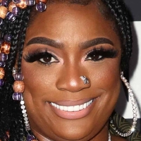 Kamaiyah Meztelen