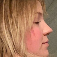 Katherine Loubier Meztelen