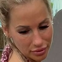 kathiii_official Meztelen