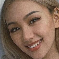 Kathy Zheng Meztelen