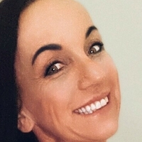 Katrin Klein Meztelen