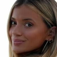 Kayla Manouss Meztelen