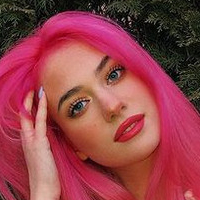 Kennedy Walsh Meztelen