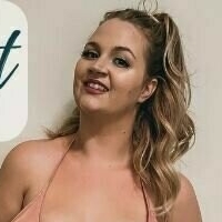 kinkycurvykatfree Meztelen