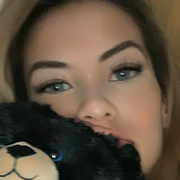 kittiegh Meztelen
