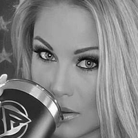 Krystle Chevron Meztelen