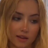Ksukkiss Meztelen