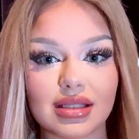 Lara Lucia Meztelen