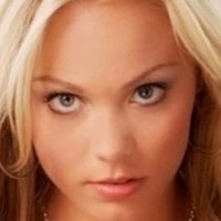 Laura Cover Meztelen