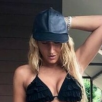 Laura Matucci Meztelen
