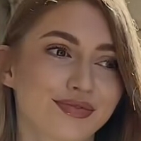 Laura Michelle Maske Meztelen
