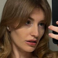 Laura Wittner Meztelen