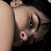 Laurasanguinar Meztelen