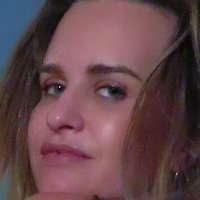 leahlucciano Meztelen