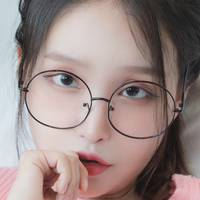 Lee Seol 이설 Meztelen