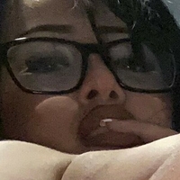 Liltraviesaa Meztelen