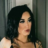 Lindsay Laurent Meztelen