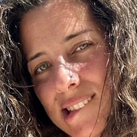 lionita Meztelen