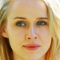 Lisa Henni Meztelen
