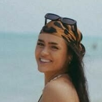 Lisel Kurzius Meztelen