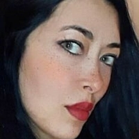 Lucyboom Meztelen
