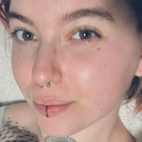 lucylleph1 Meztelen