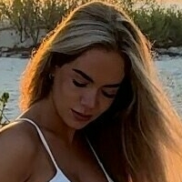 lunalust_official Meztelen