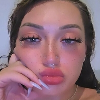 Luxurious Larue Meztelen