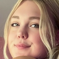 Lxves Meztelen