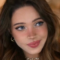 Lydia Violet Meztelen