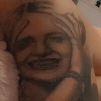 Lykkeforhelved Meztelen