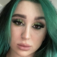 Mackenzie Marie Meztelen