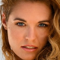 Madeleine Krakor Meztelen