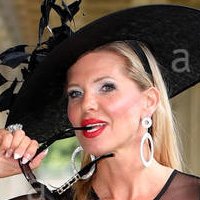 Maja von Hohenzollern Meztelen