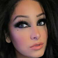 Mandy Leon Meztelen