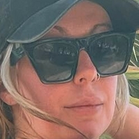 Mandy Sette Meztelen